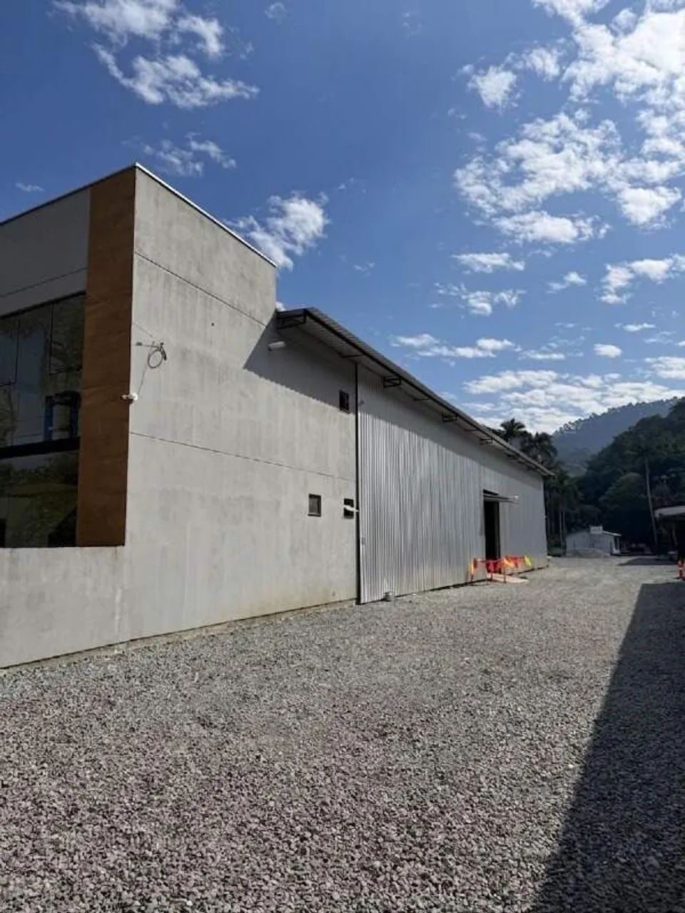 Galpão com 950m² no bairro Bateas!!! - Foto 2