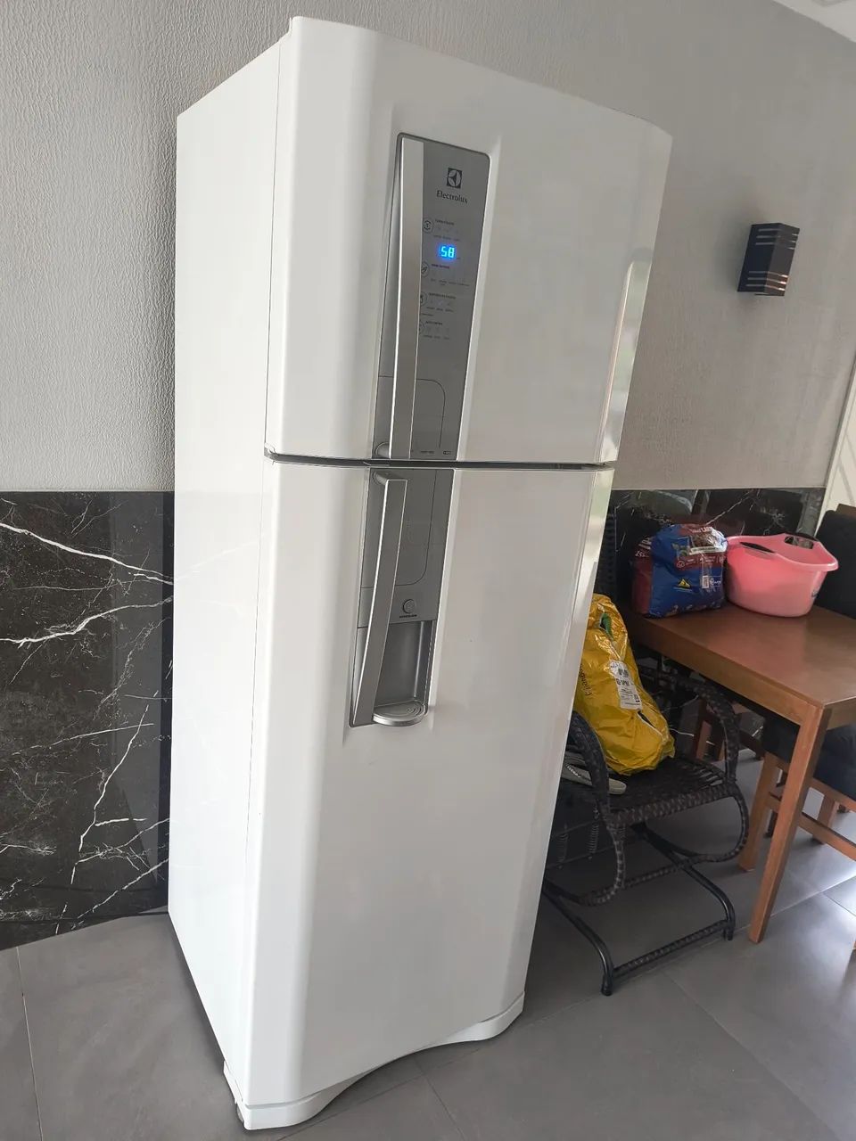 Geladeira Eletrolux dfw52 