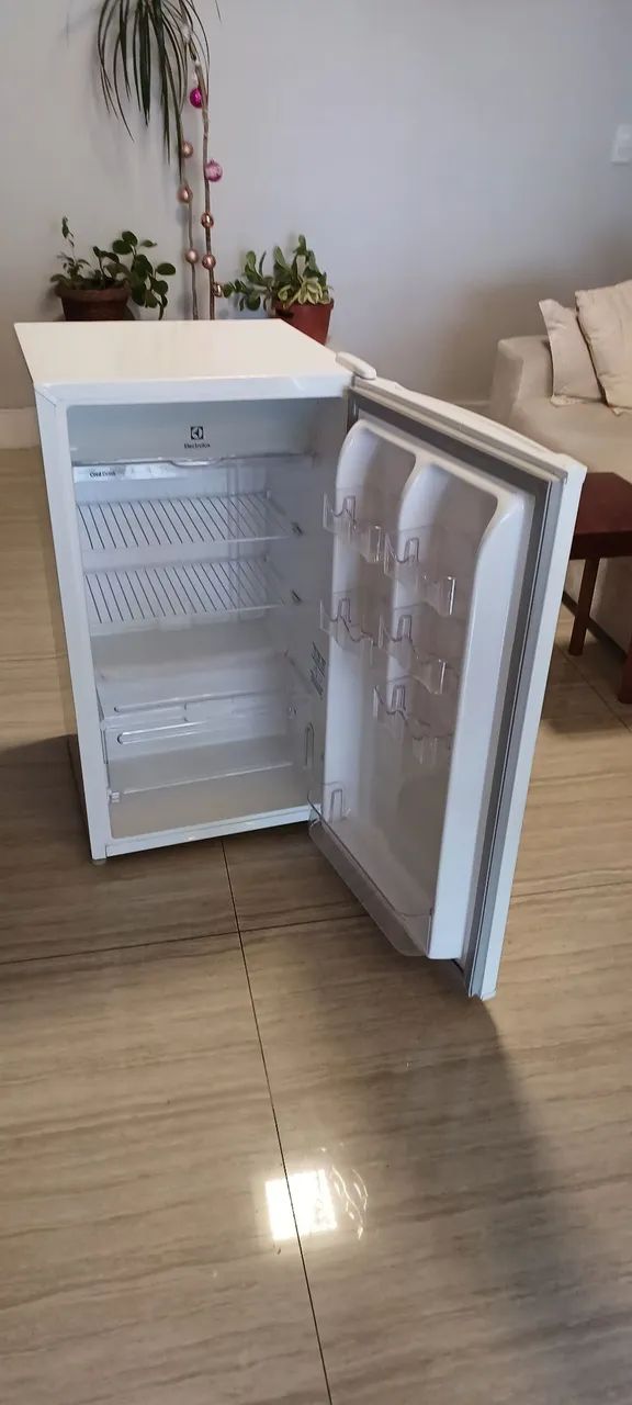 Frigobar Electrolux 122 litros  - Foto 4