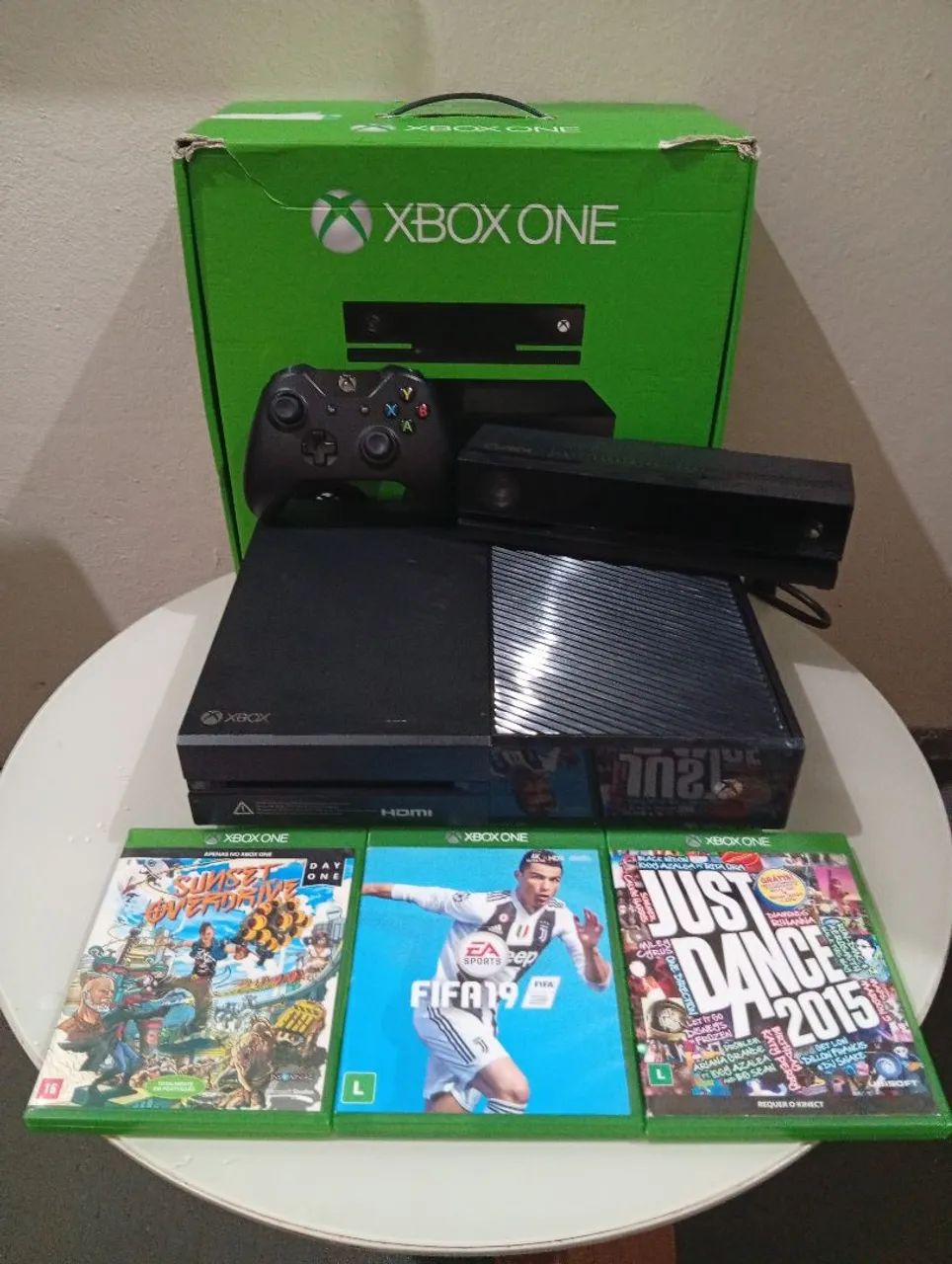Xbox one completo na caixa com Kinect  - Foto 2