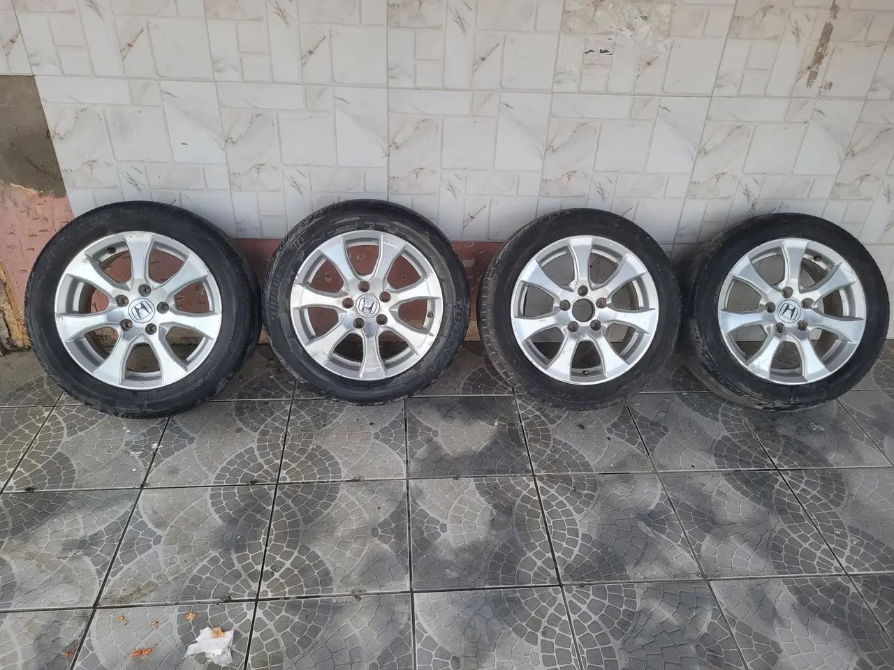 Jogo de rodas Originais Honda Civic 2014, preço baixo para vender logo!  - Foto 2