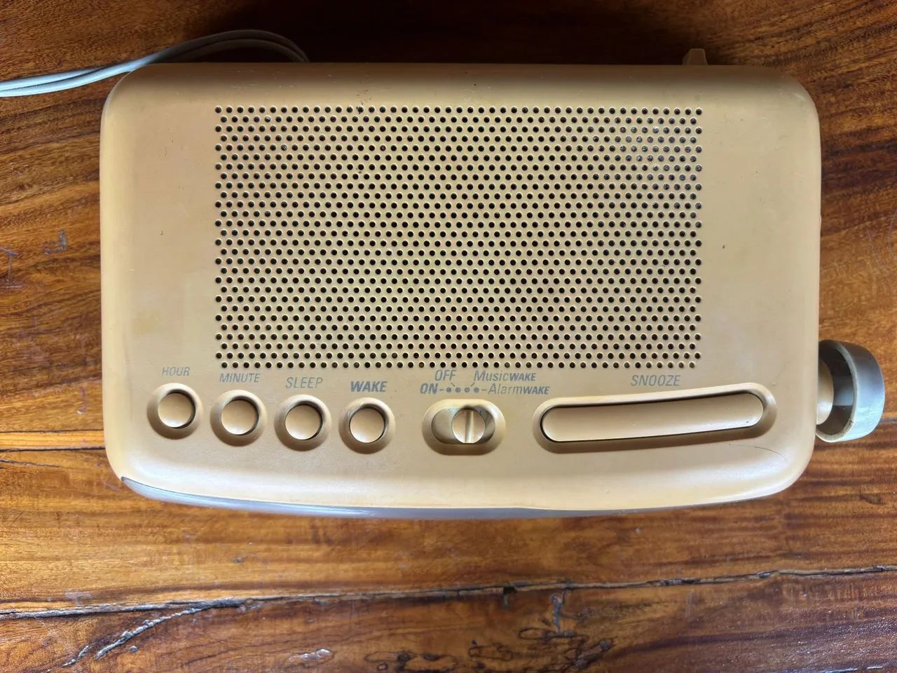 Radio relógio GE Vinntage - Foto 2