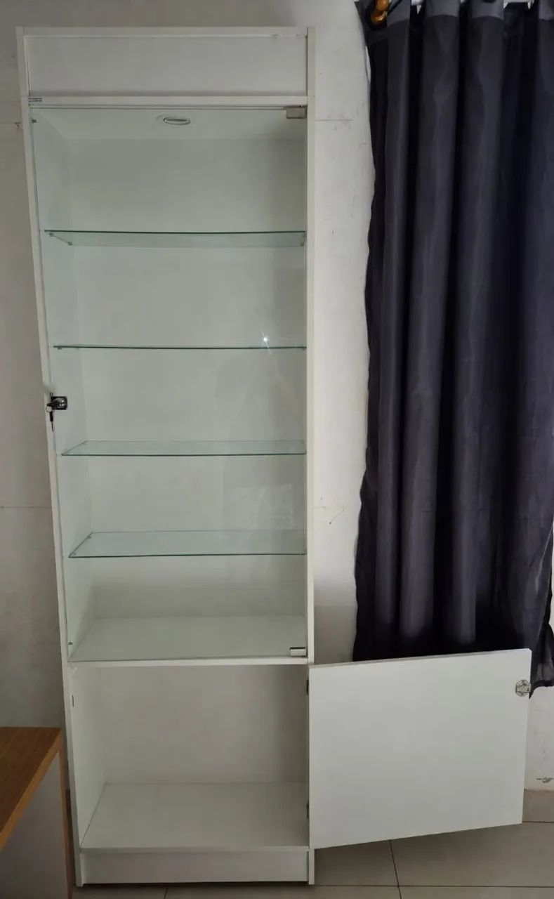 vitrine expositora porta e prateleiras de vidro - Foto 2