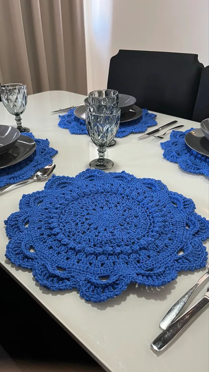 Sousplat/ conjunto americano feito de crochê azul - Foto 3
