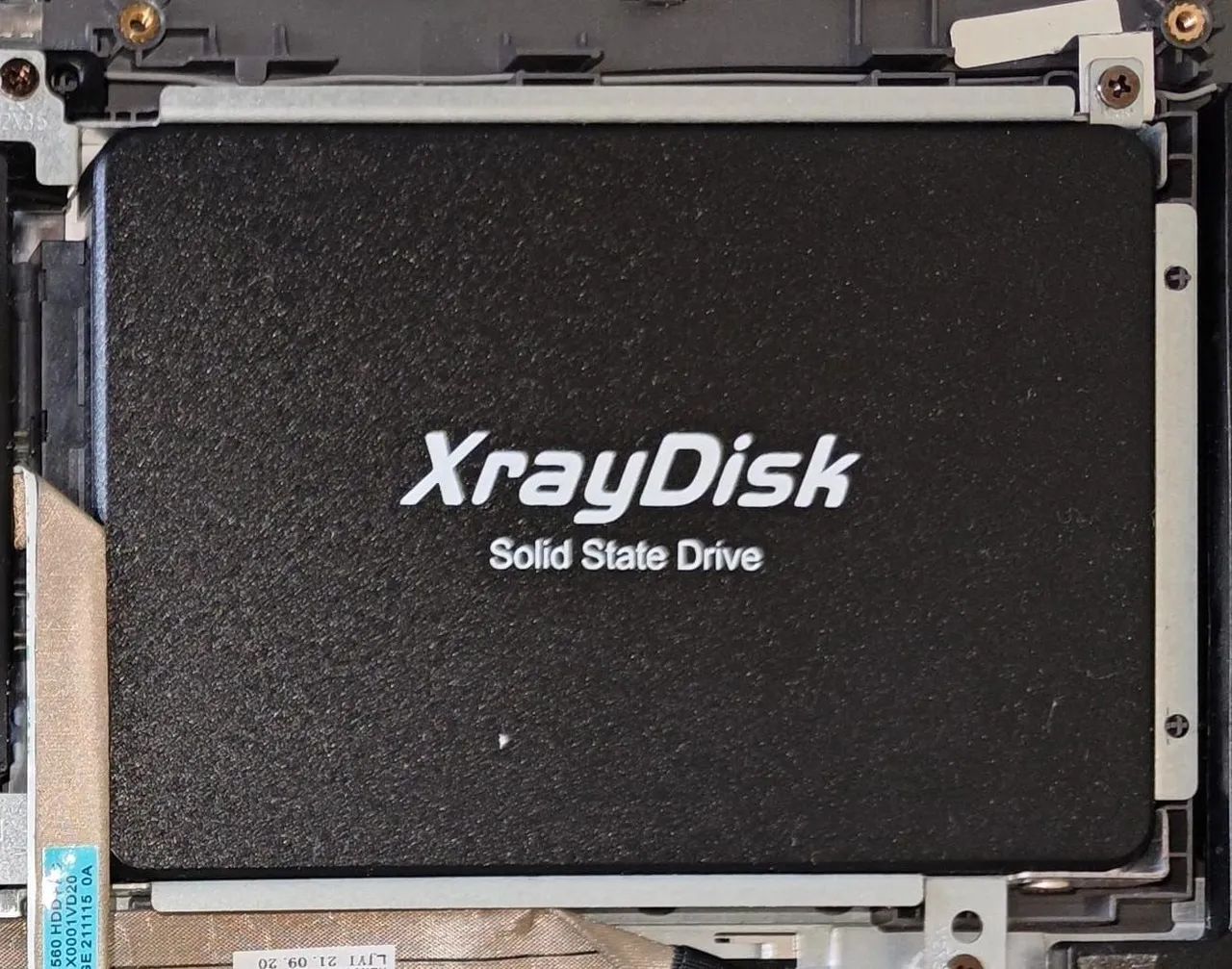 SSD SATA 2TB usado