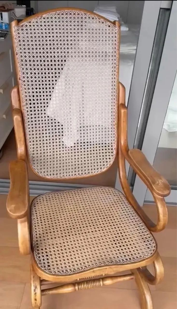 Cadeira de balanço Austríaca tipo Thonet - Foto 3