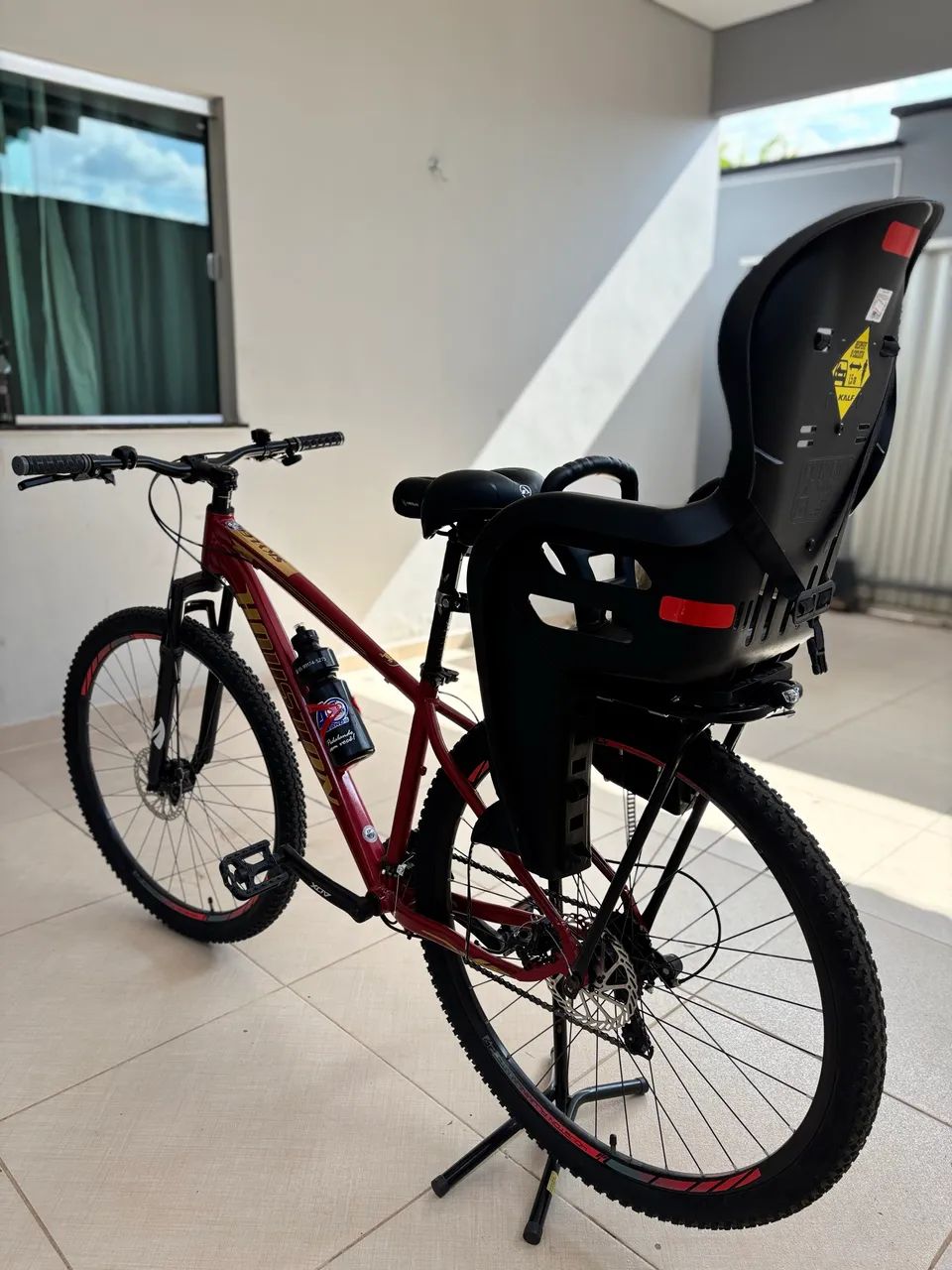 Vendo bicicleta com  pouco tempo de uso - Foto 4