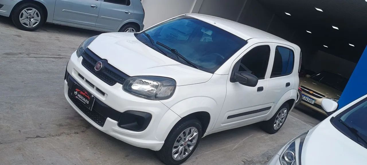 Fiat Uno Attractive 1.0 EVO Fire Flex 8V 5P 2020 - Foto 2