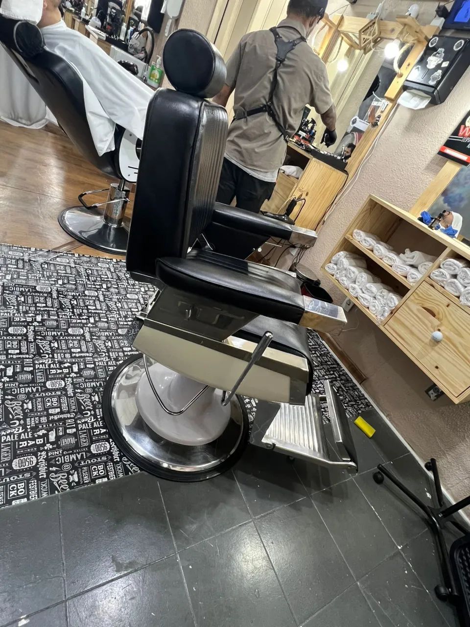 Cadeira Poltrona P Barbearia   - Foto 3