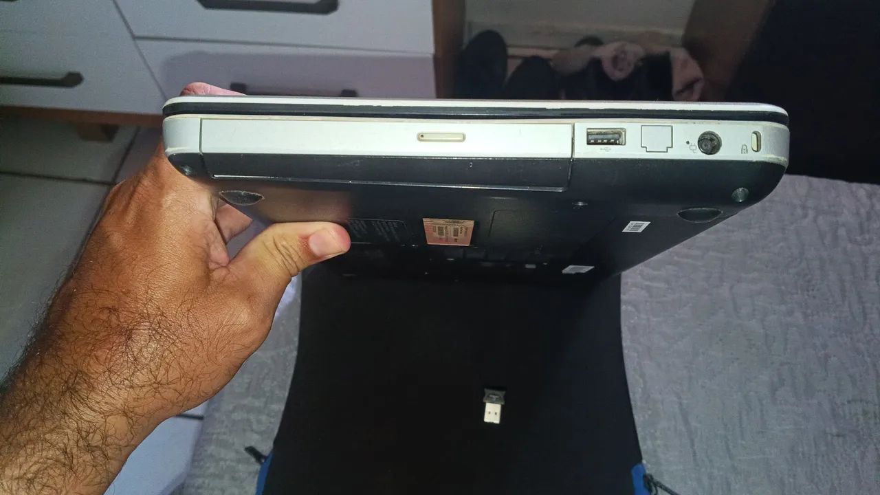 Vendo notebook hp - Foto 2