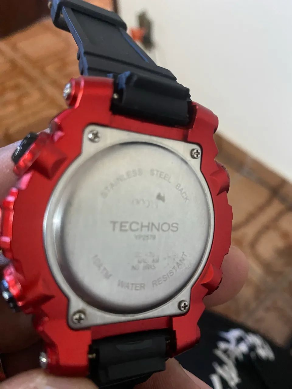 Relógio Mormaii By Technos em excelente estado. - Foto 2