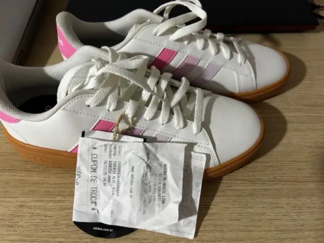 Tênis adidas novo 37