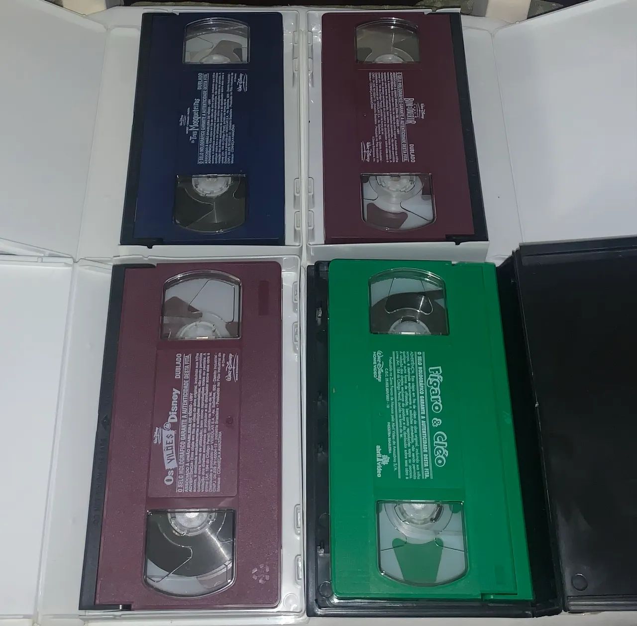 4 Fitas Vhs Disney Originais Clássicas Mickey Donald figaro Cléo só clássicos  - Foto 2