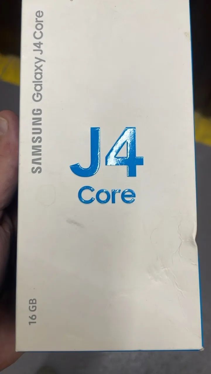 Samsung J4  - Foto 2