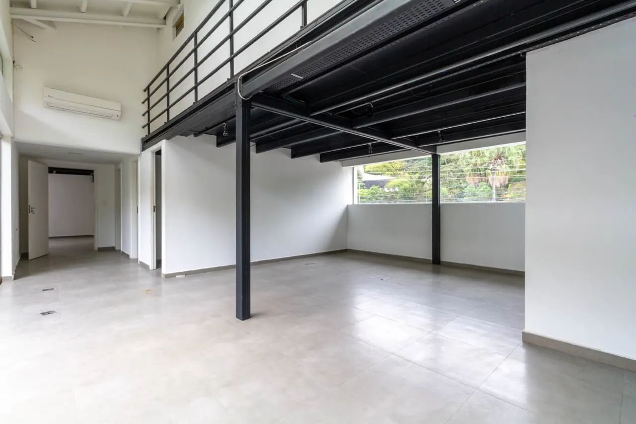 Casa comercial na Rua Engenheiro Oscar Americano, 147  600 m² - Foto 5