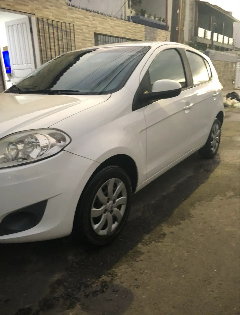 Fiat Palio Attractive 1.0 EVO Fire Flex 8V 5P 2015 - Foto 2