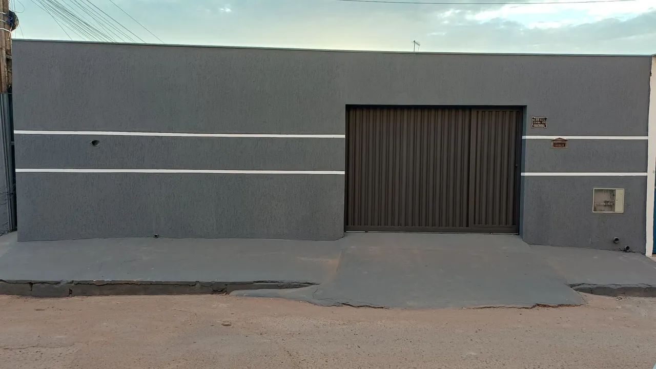 VENDO BELA CASA