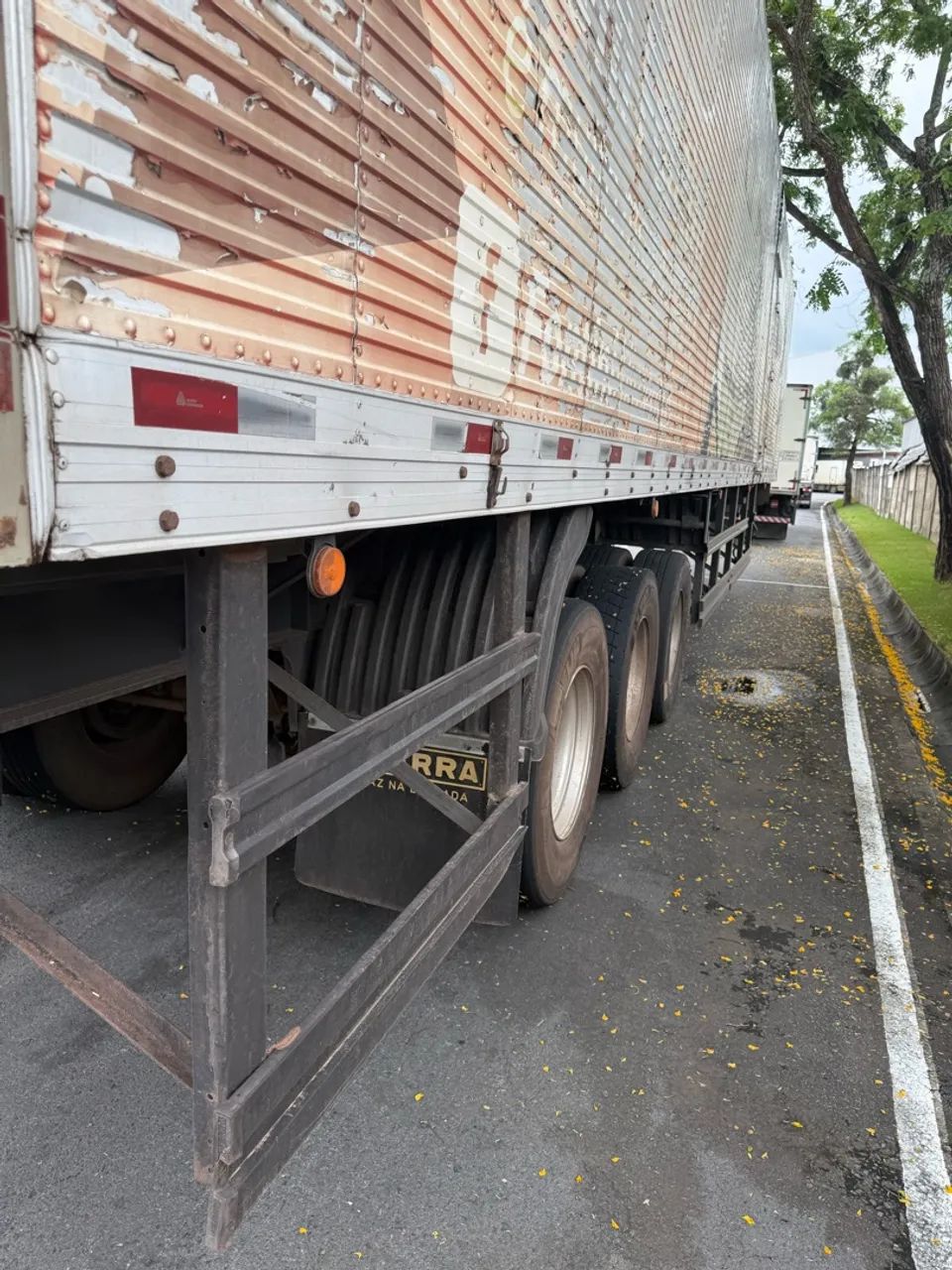 Carreta baú 30 paletes  - Foto 4