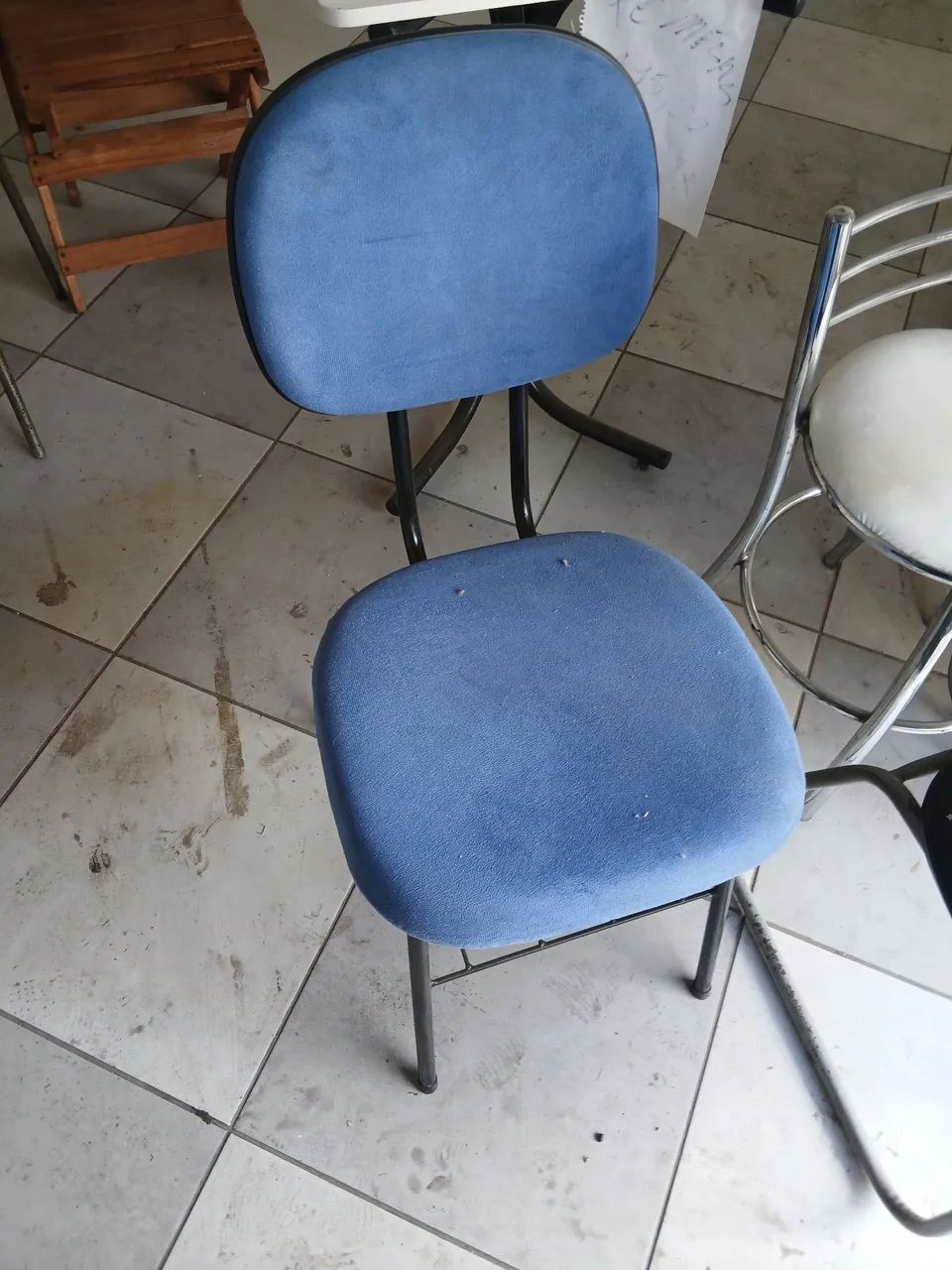 Cadeira secretária fixa  - Foto 4