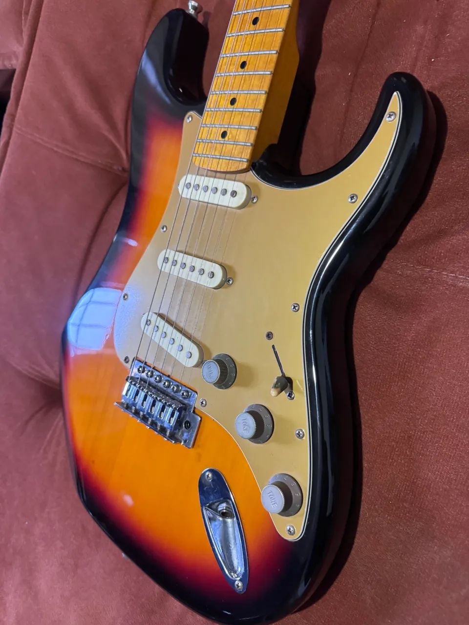 Guitarra Tagima 530