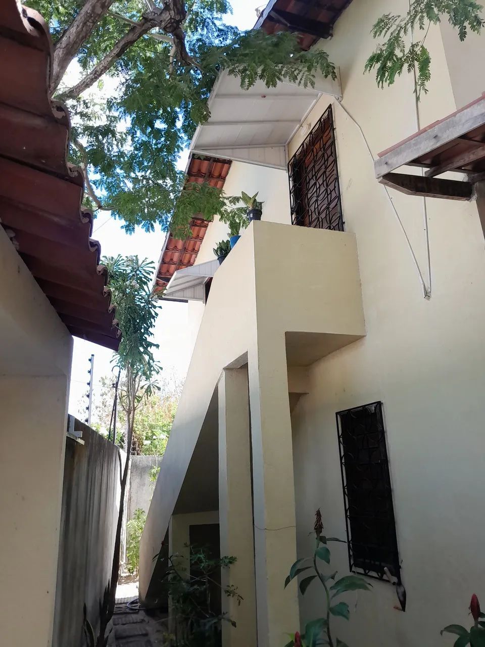 Casa próxima ao centro e praias - Foto 2