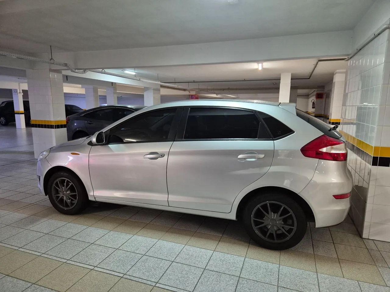Chery Celer Hatch 1.5 16V Flex 5P 2015 - Foto 2