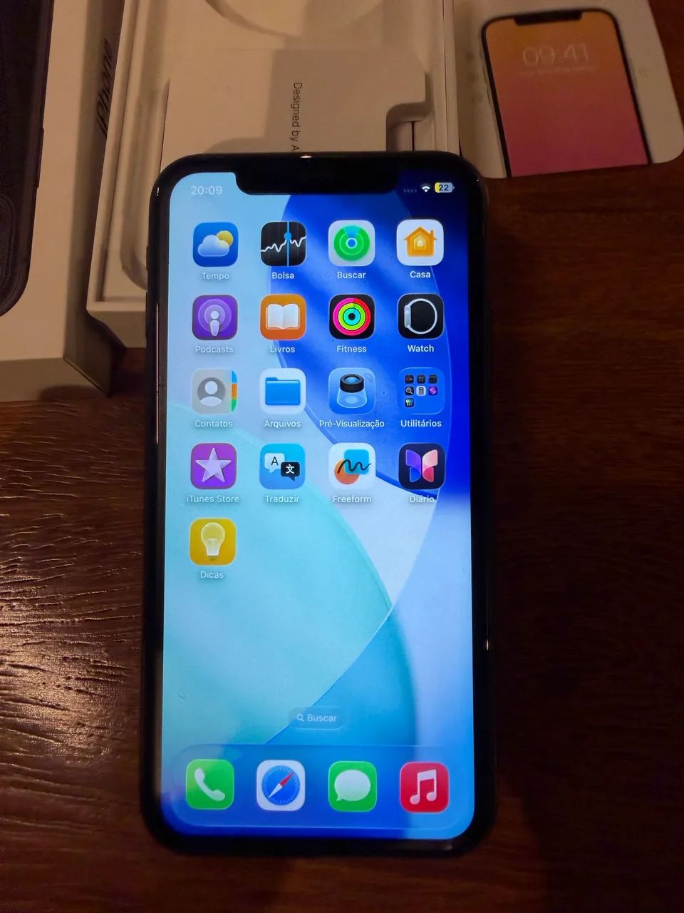 IPhone 11 - Semi Novo - Foto 2