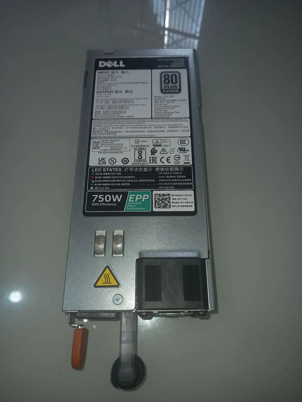 Fonte de Alimentação Dell 750W 80 Plus Platinum (Modelo D750E-S6) para servidores. 