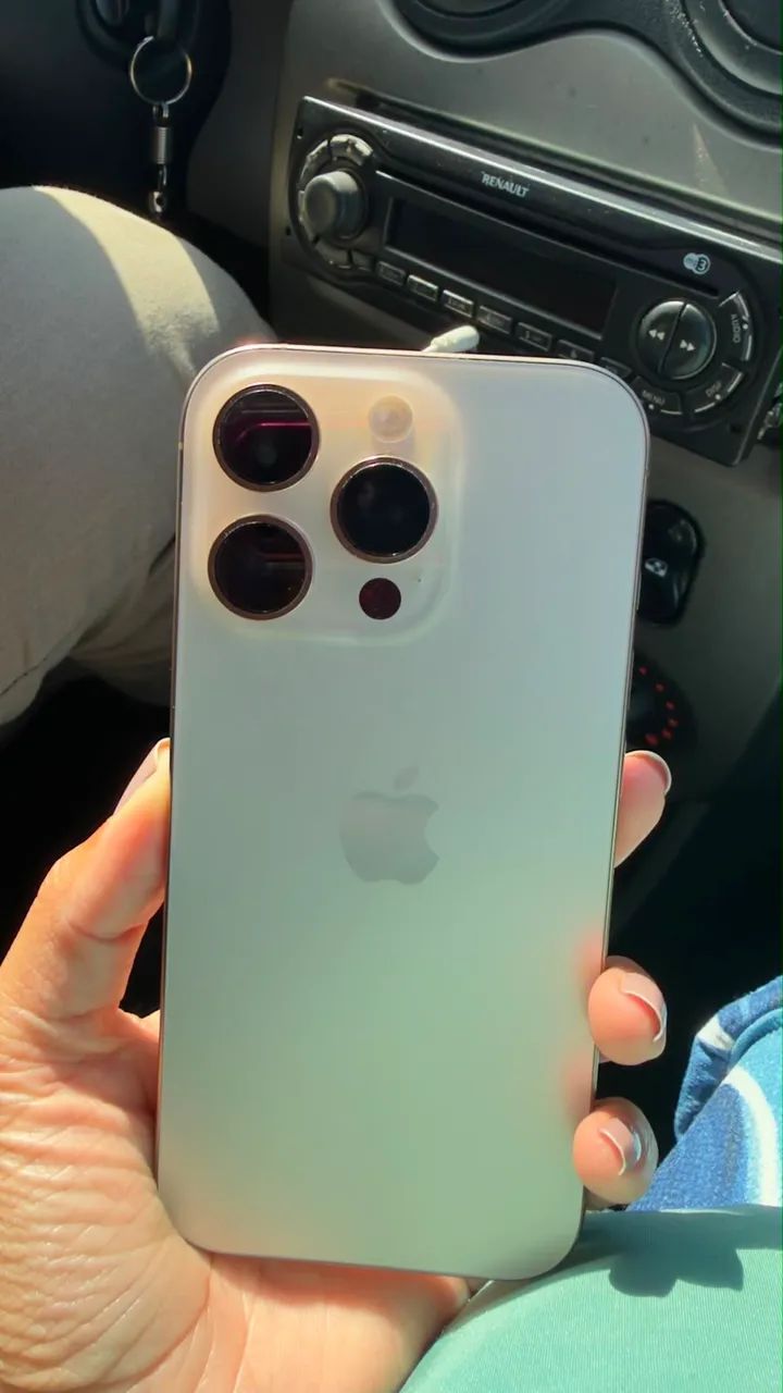 iPhone 16 pro 128 gb - Foto 2
