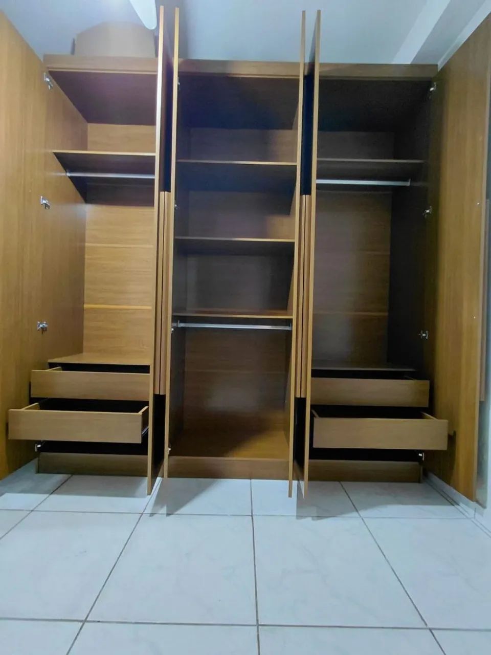 Guarda roupa (MDF)