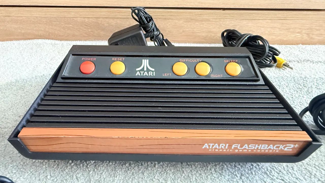 Atari Flashback 2+, com 40 Jogos Embutidos  - Foto 5