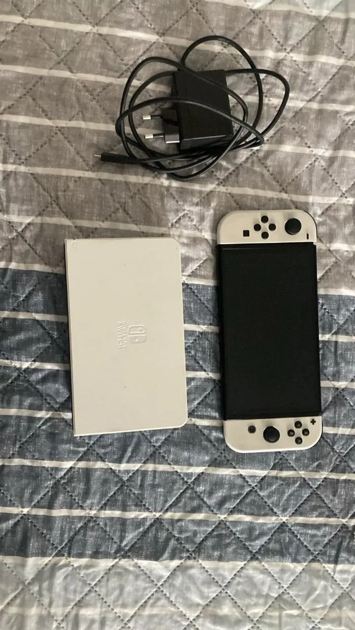 Nintendo Switch OLED - Bloqueado/Original.