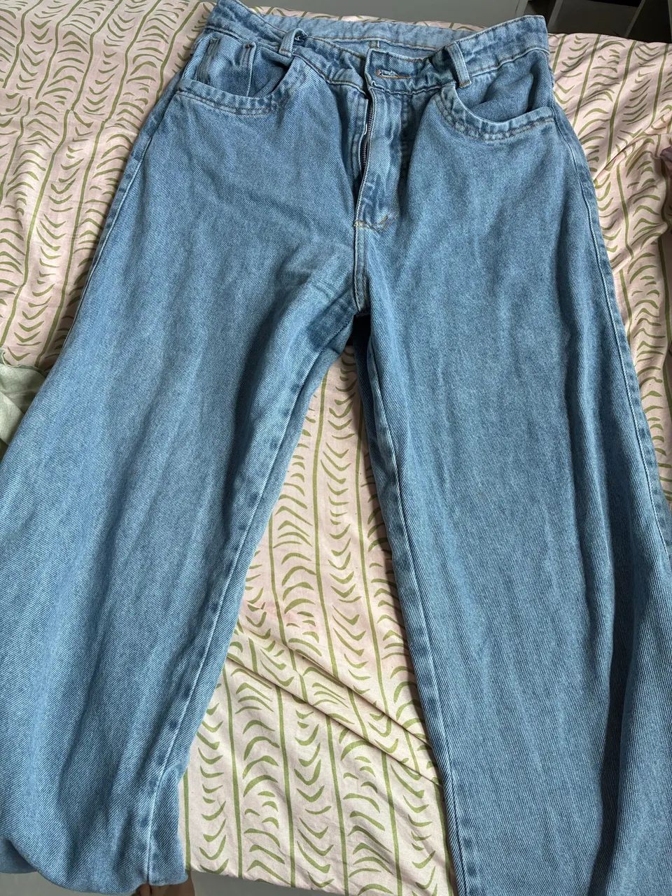 Calça jeanss 