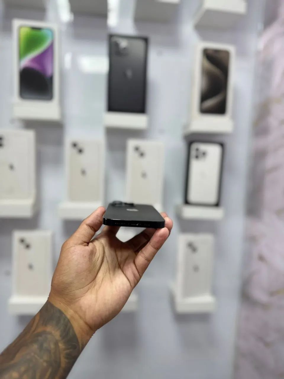 IPHONE 14 PRO 256GB<br>R$ 3.550,00 - Foto 3