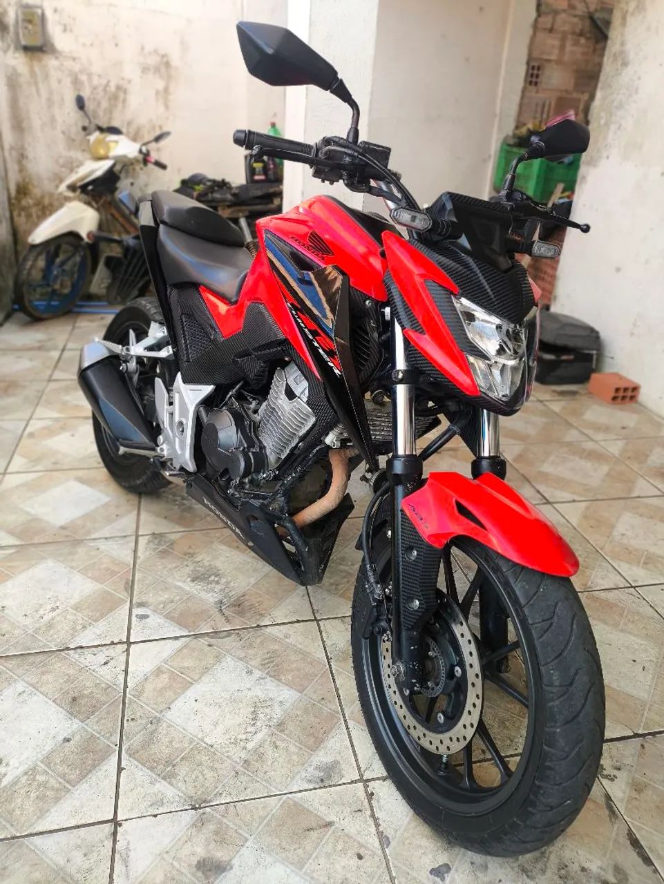 Cb Twister 300f ABS  - Foto 4