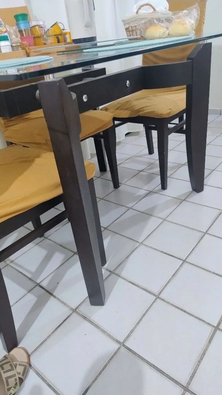 Mesa Com 4 Cadeiras, comprada em Jacaúna  - Foto 2