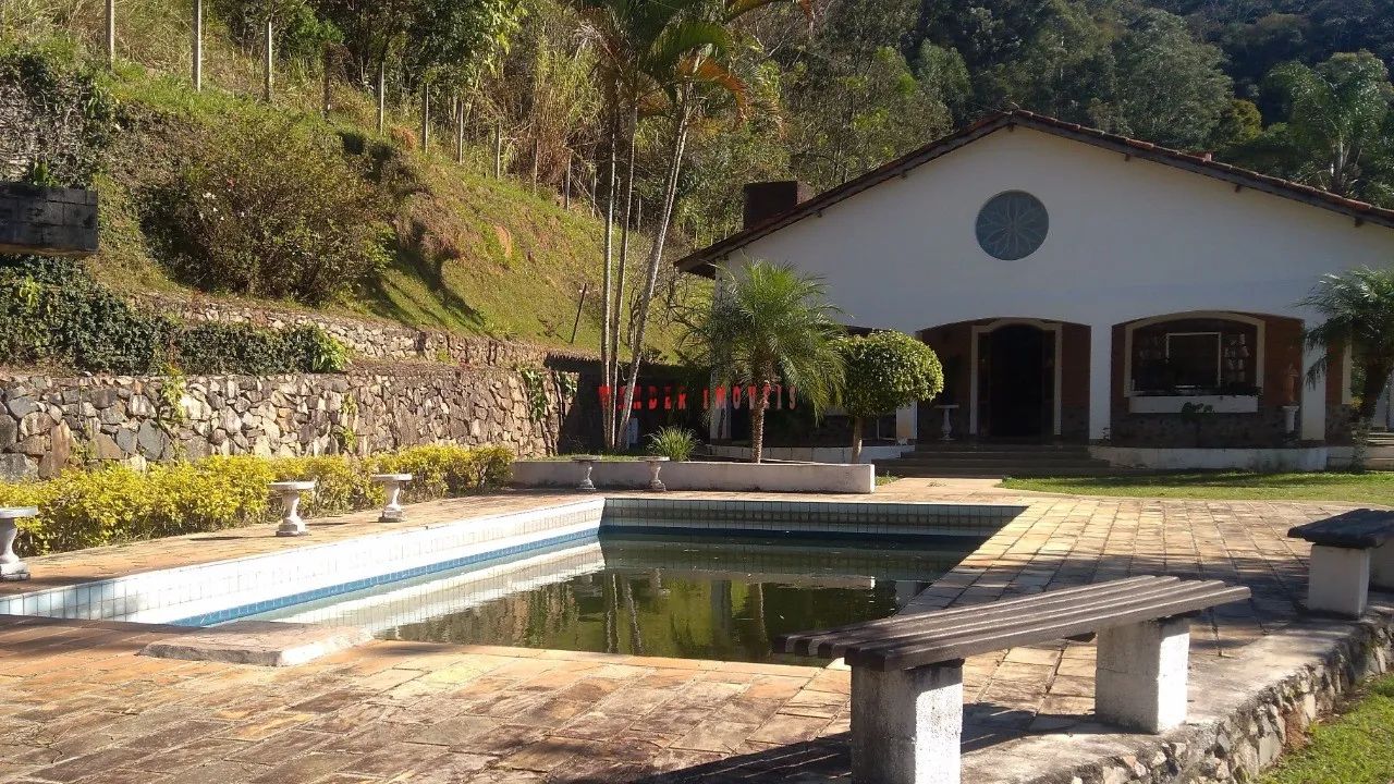 SITIO RESIDENCIAL em Vargem - SP, Centro