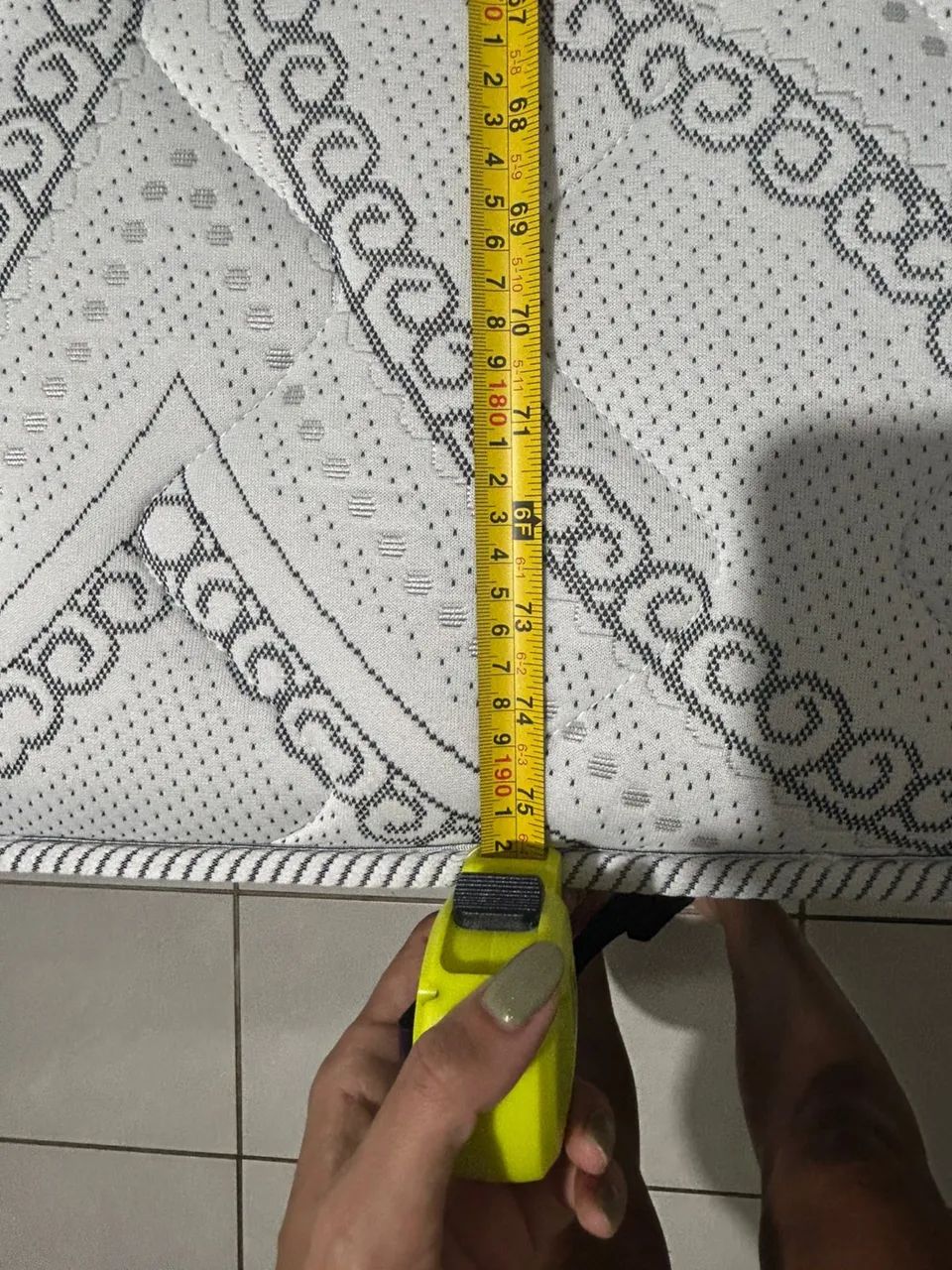 Cama king size 