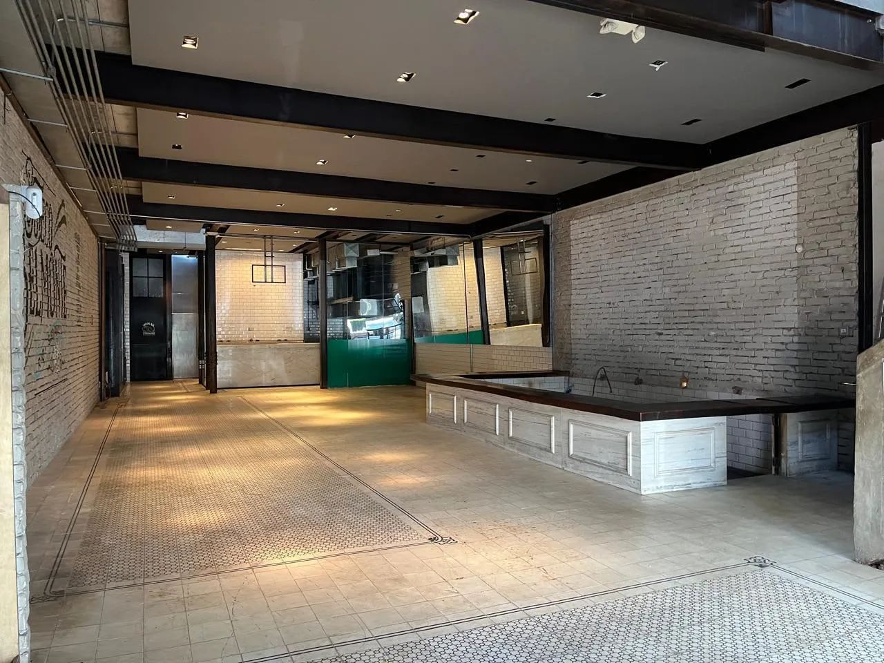 Loja na Rua Girassol, 384  400 m² - Foto 3