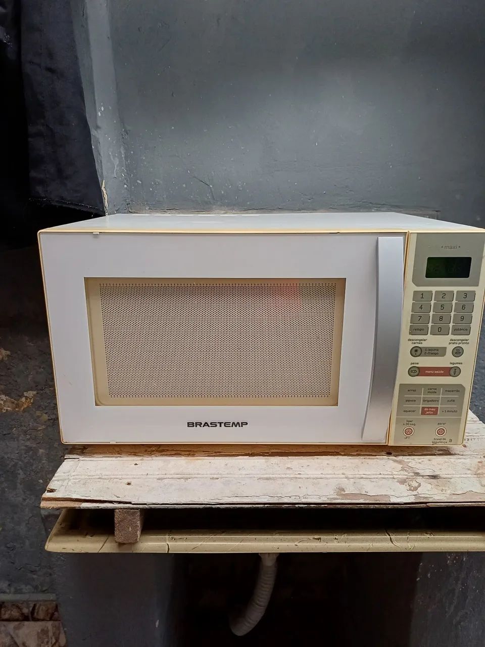 Micro-ondas funcionando porém com detalhes  - Foto 2