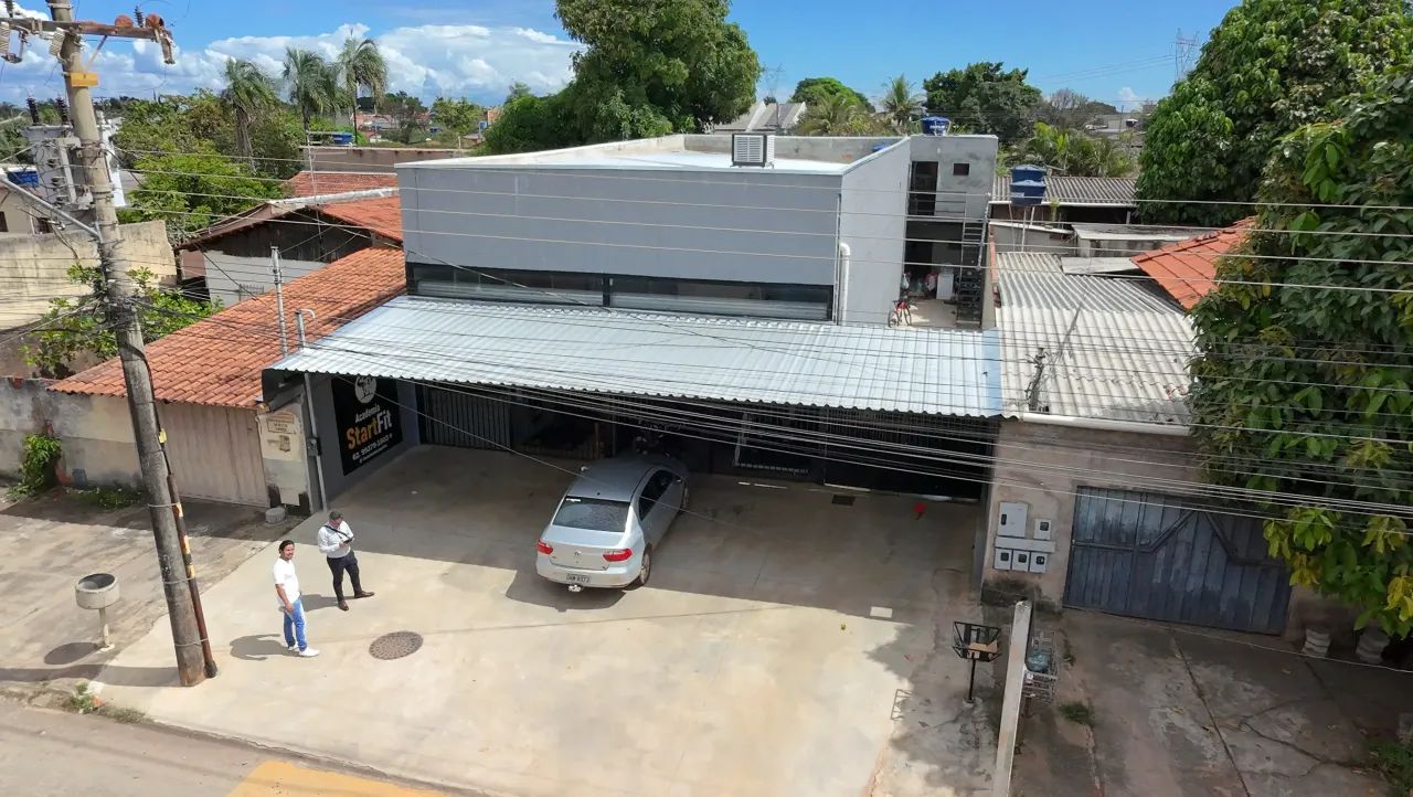 Galpão com 240 mas mais 2 kitnets no setor Expansul Aparecida de Goiânia codigo: 323057