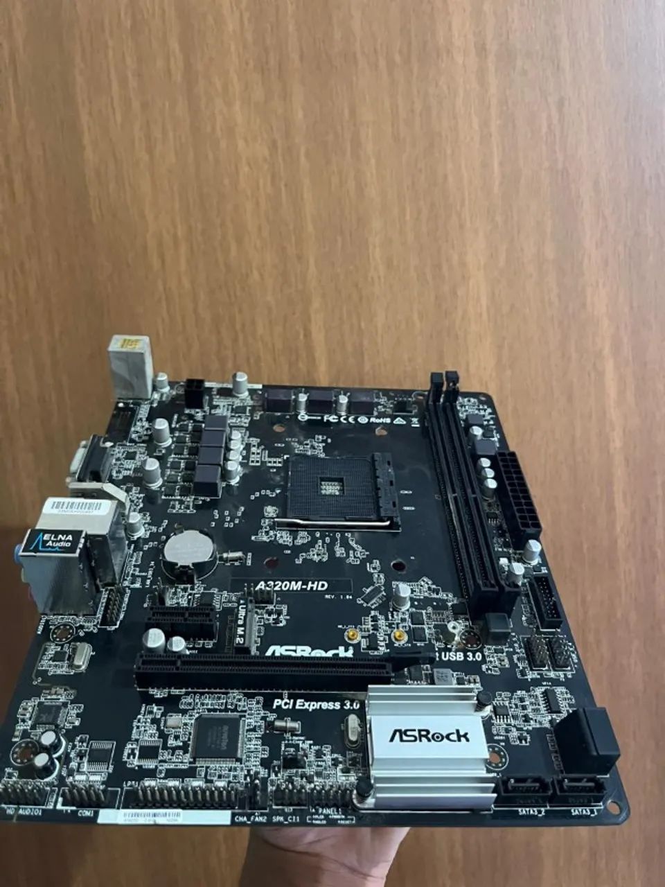 Placa-Mãe ASRock A320M-HD AM4 - Funciona com Vídeo Integrado - Foto 2