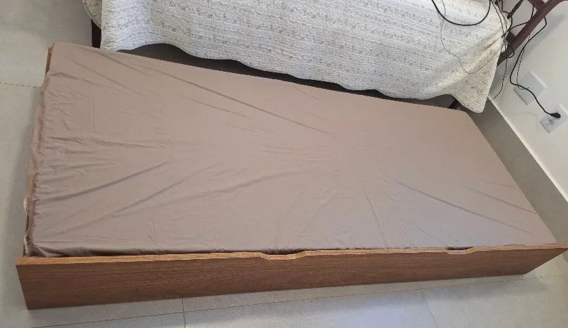 Cama auxiliar solteiro com colchão nunca usada - Foto 2