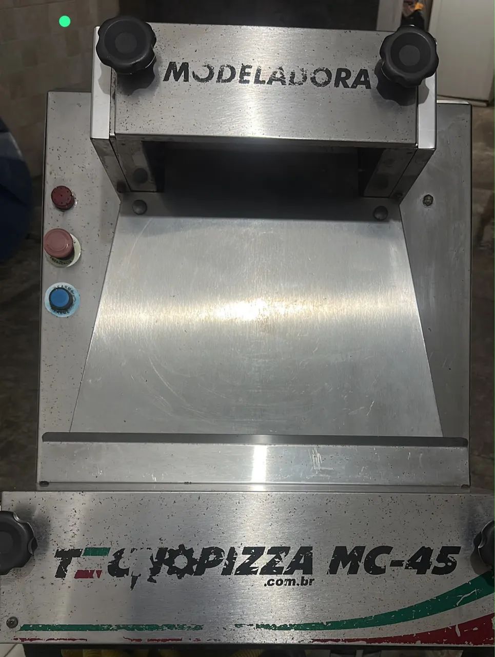 Modeladora de pizza MC 45 