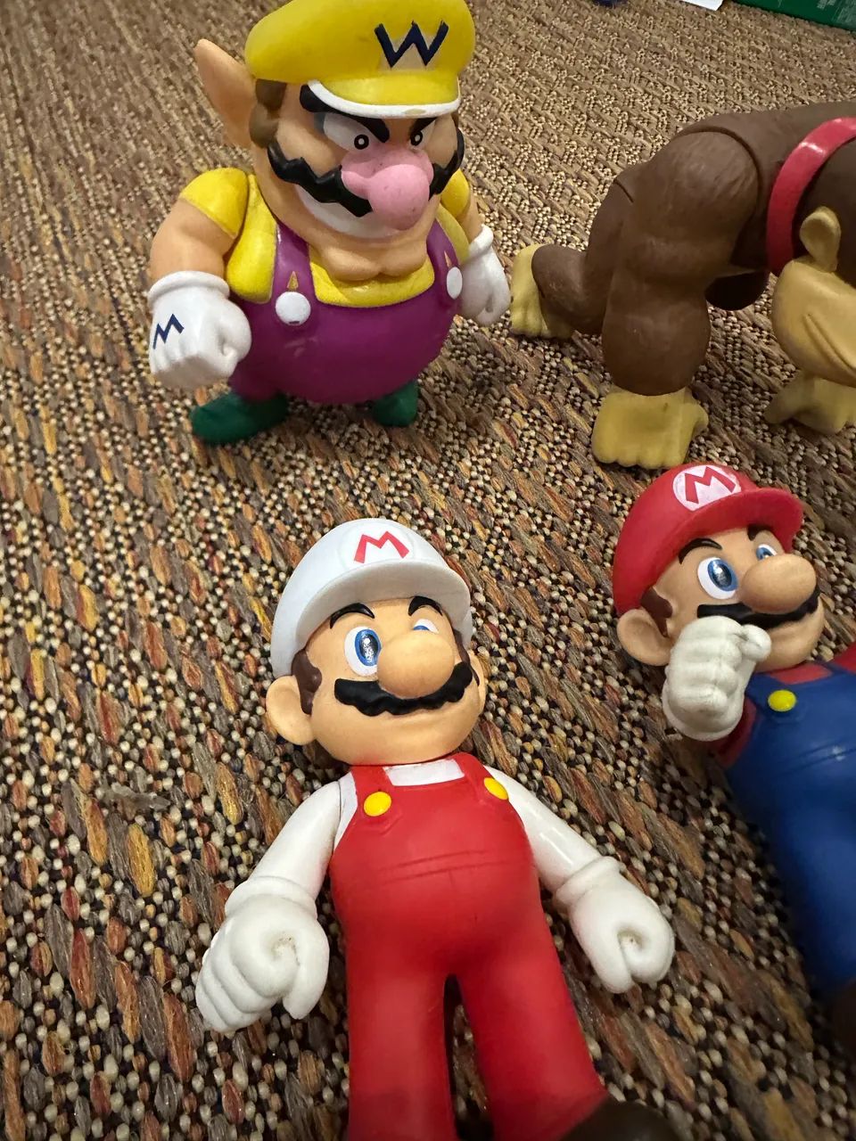 Bonecos Mario bros kit com 6 personagens  - Foto 3