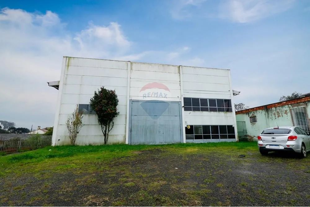 Barracão disponivel para locação no Marginal 282
