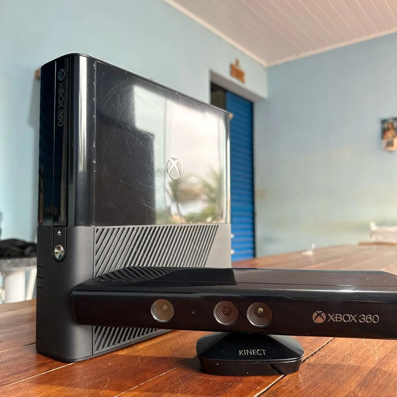 Xbox 360 com kinect + 2 controles e HD 320gb - Foto 5