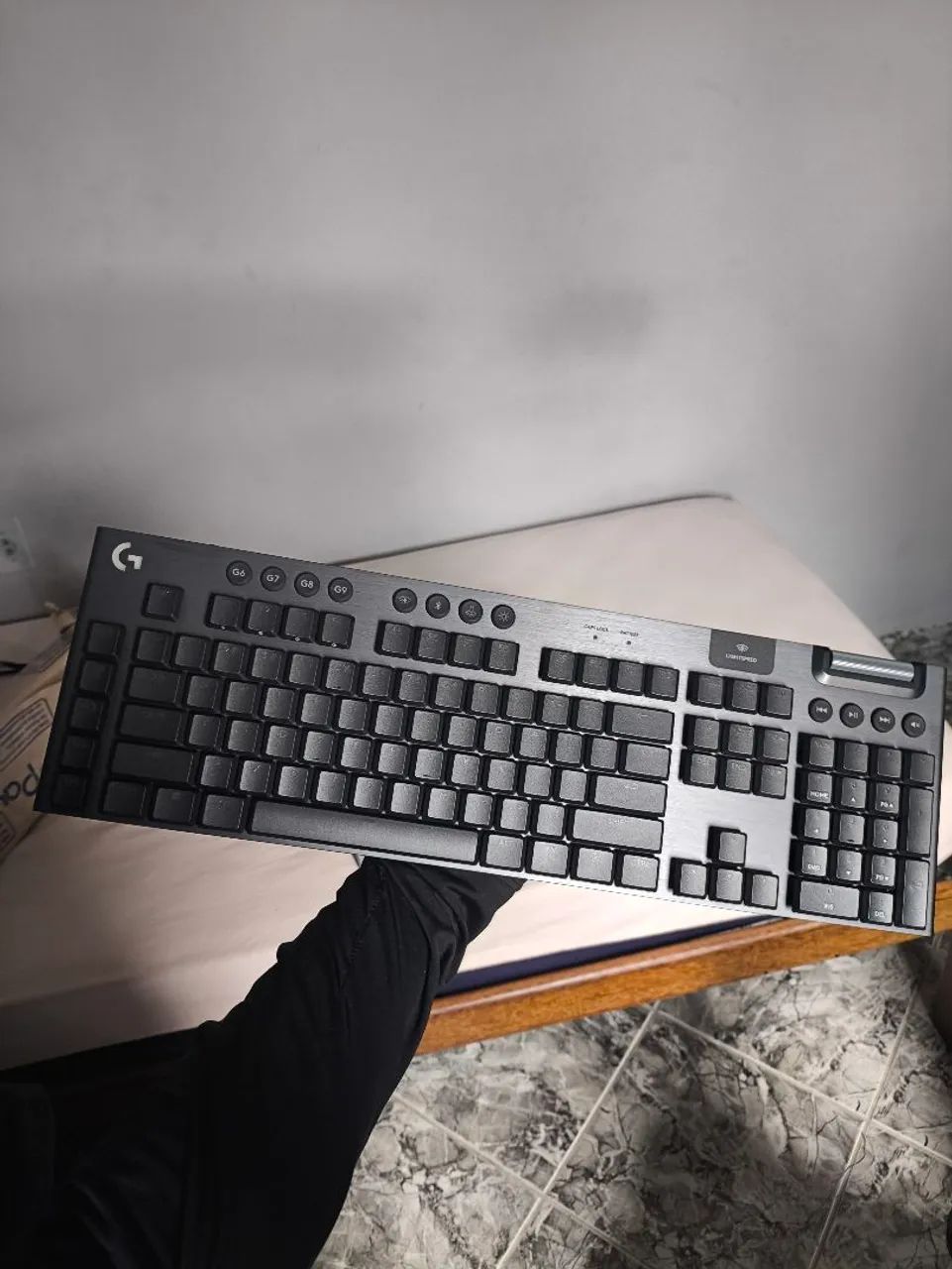 Teclado Logitech G915X LightSpeed - Foto 2