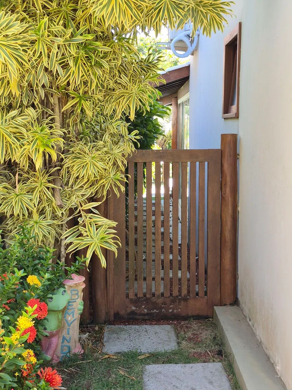 Linha verde - piscina com hidro a 5 min da praia - Foto 13