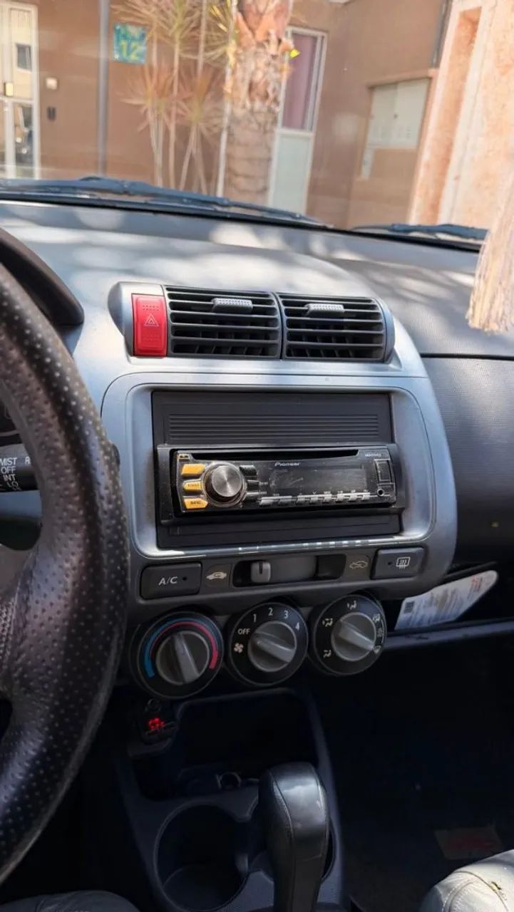 Honda Fit LX 1.4 16V FLEX 2004